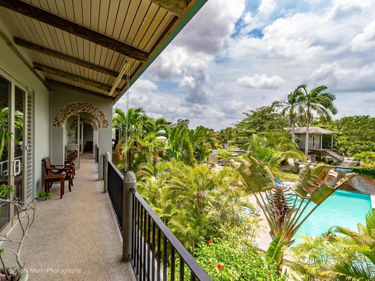 Almond Tree Hotel Resort Коросаль Экстерьер фото