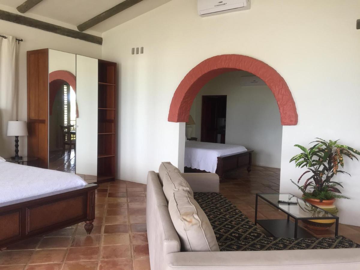 Almond Tree Hotel Resort Коросаль Экстерьер фото